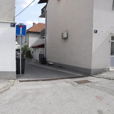 Cozy Studio Apartment Tian In Zagreb Dış mekan fotoğraf