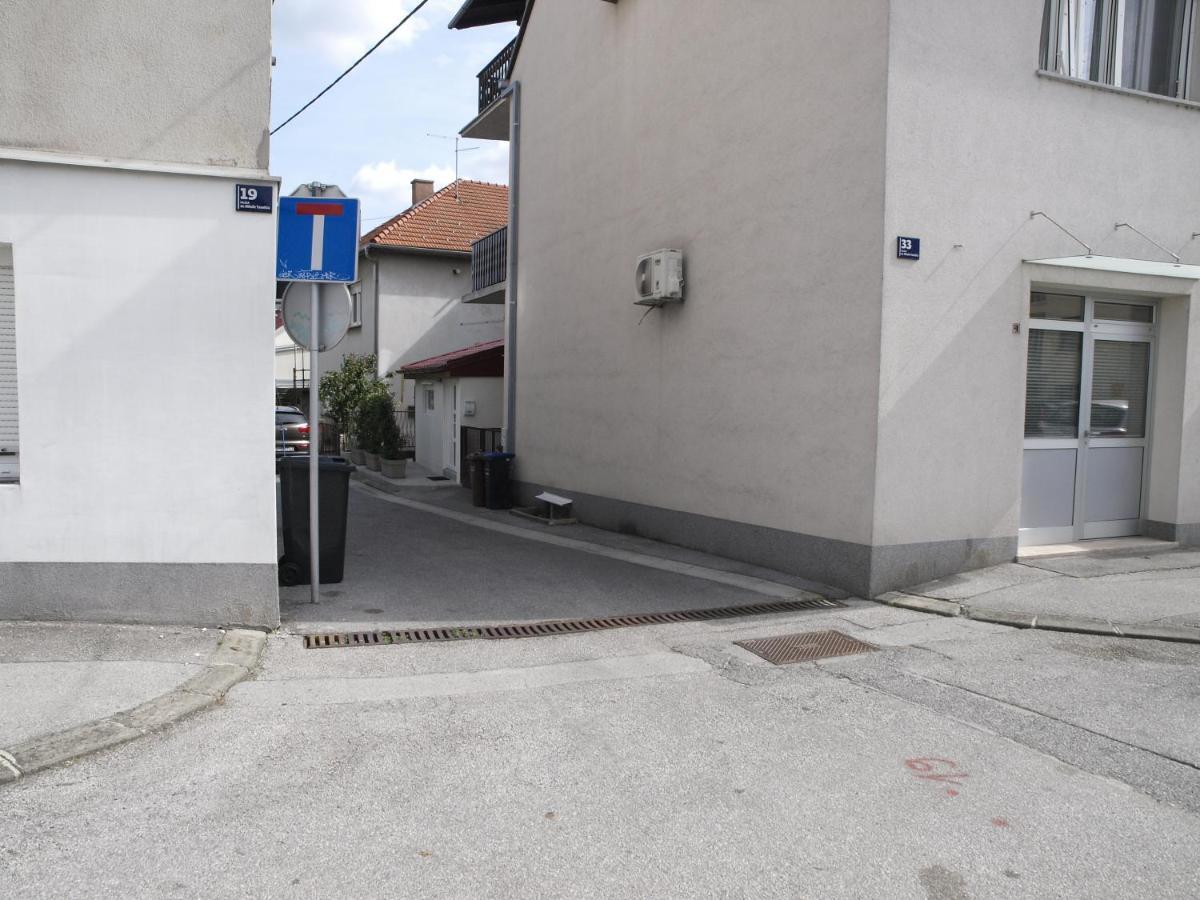 Cozy Studio Apartment Tian In Zagreb Dış mekan fotoğraf